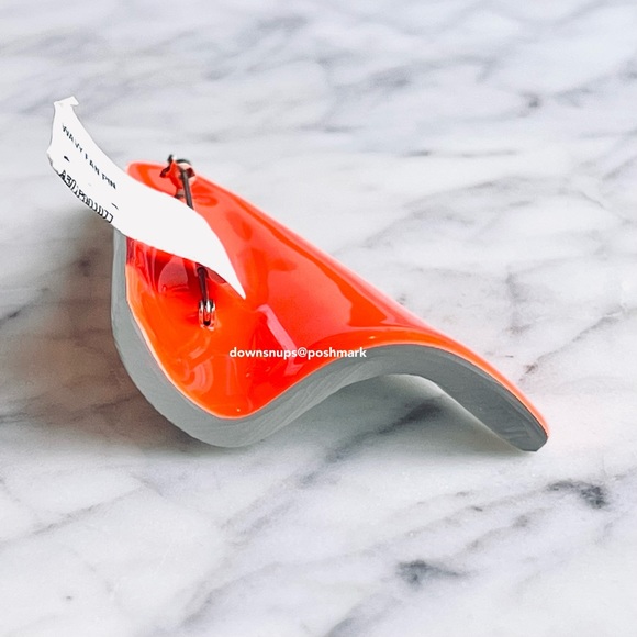 Alexis Bittar Wavy Fan Lucite Pin Brooch - Picture 6 of 8